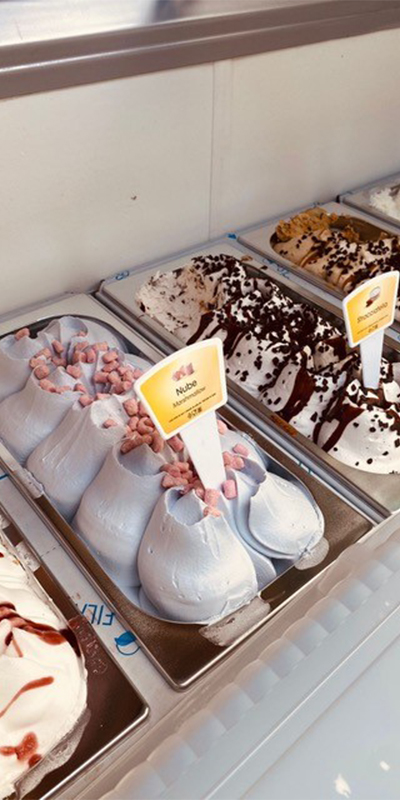 Bienvenidos al Local Social de Santa Susanna, el bar de tapas en Santa Susanna donde la tradición y el buen ambiente se unen para ofrecerte una experiencia culinaria única.